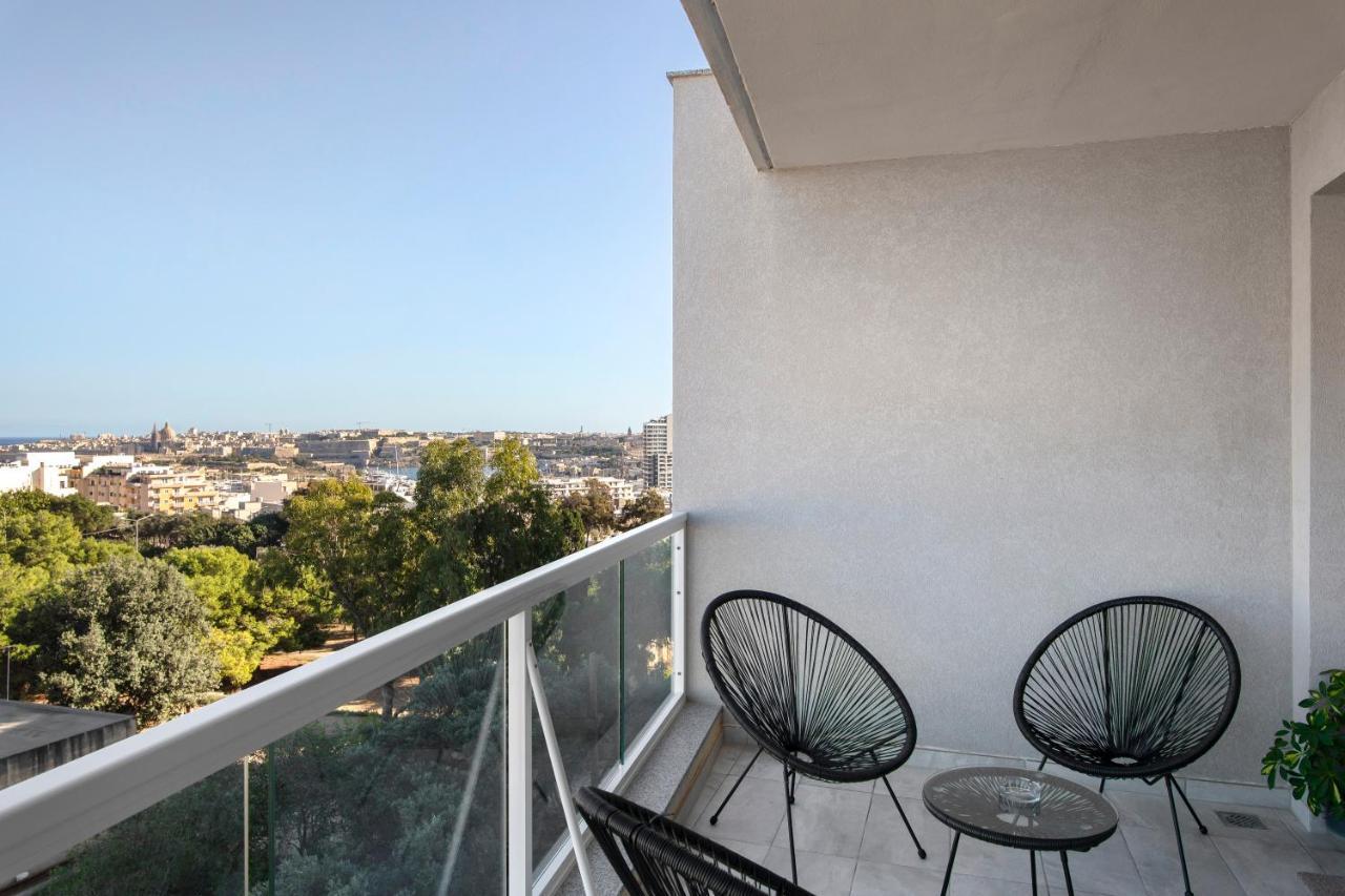 Spacious, Modern & Cosy 2 Bedroom 2 Bathroom Apartment - St. Julians Saint Julian's Екстериор снимка